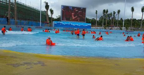 人工造浪設備水上樂園設備直銷玻璃鋼滑道鼓風機造浪設備圖片_高清圖_細節圖