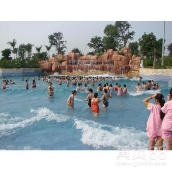 張家口水上樂園海嘯池 真空蓄能式人工造浪設(shè)備的創(chuàng)新承建